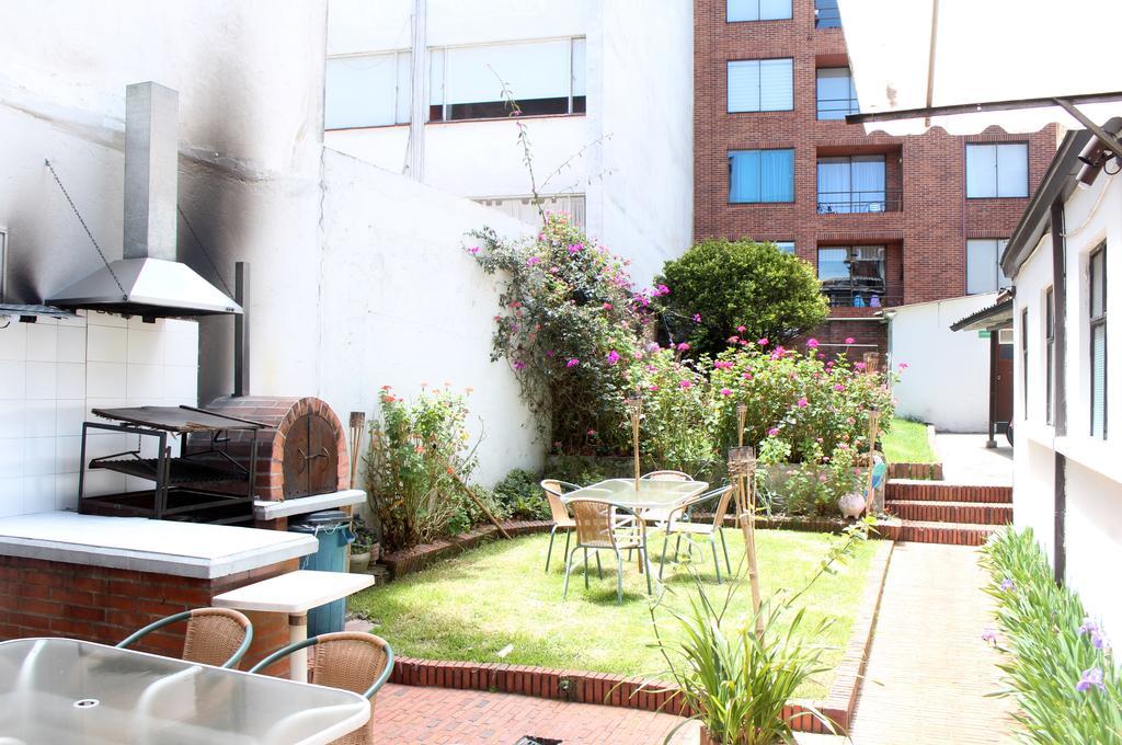 Hostal La Pinta Bogotá Eksteriør bilde