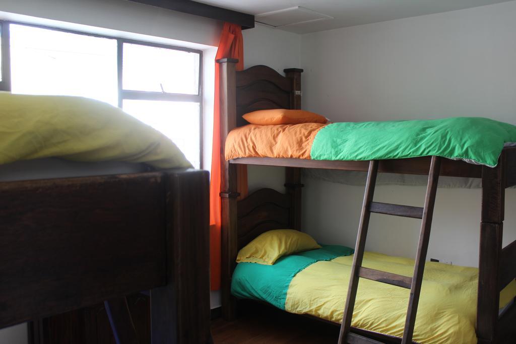 Hostal La Pinta Bogotá Eksteriør bilde