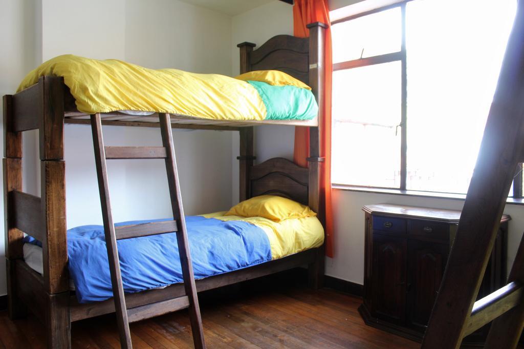 Hostal La Pinta Bogotá Eksteriør bilde