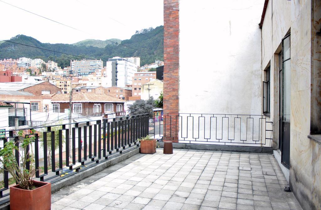 Hostal La Pinta Bogotá Eksteriør bilde